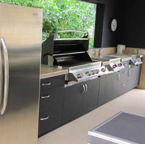 Paramount Kitchens